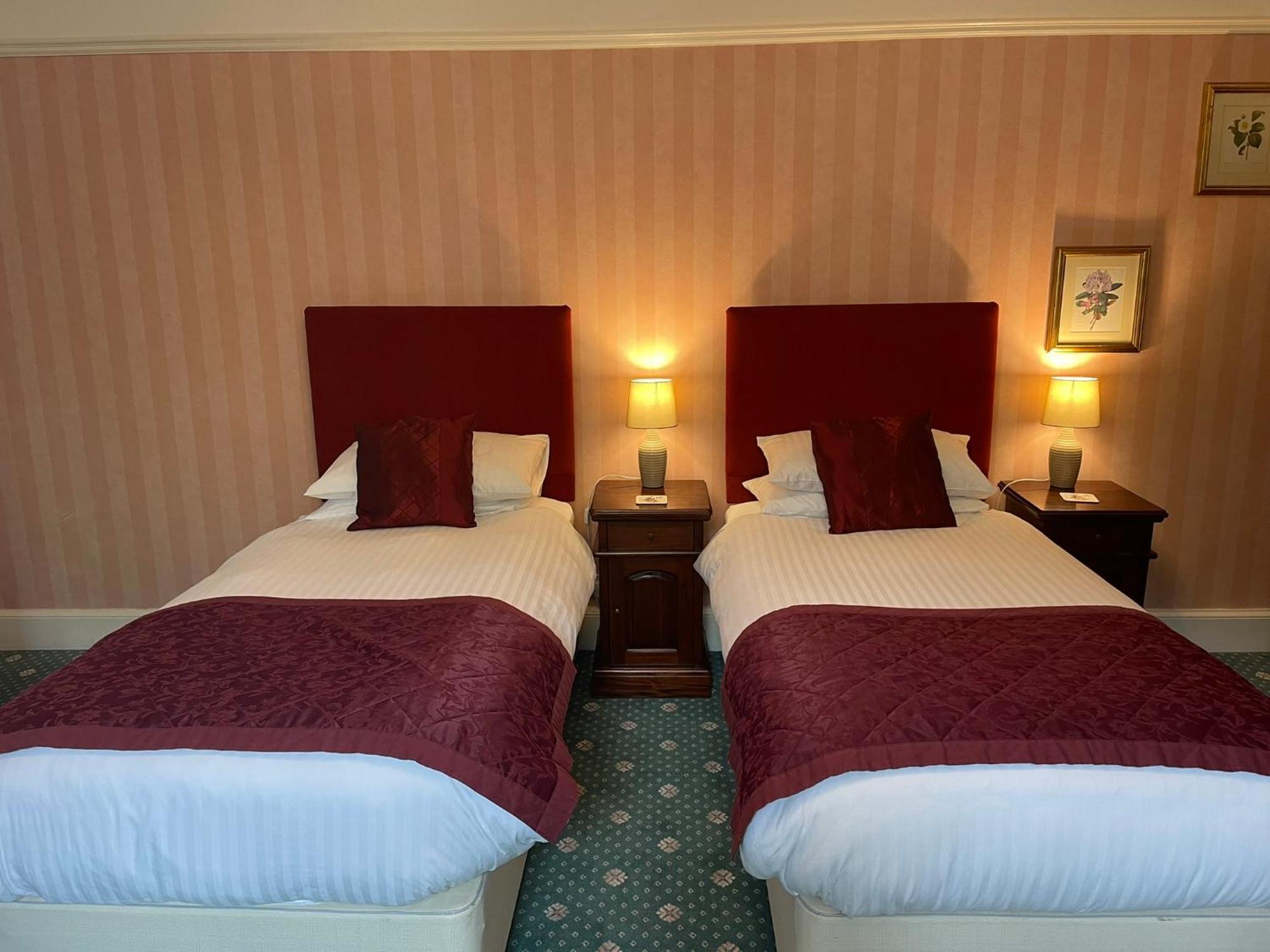 Ravenscourt House, Guest House Grantown-on-Spey Ngoại thất bức ảnh