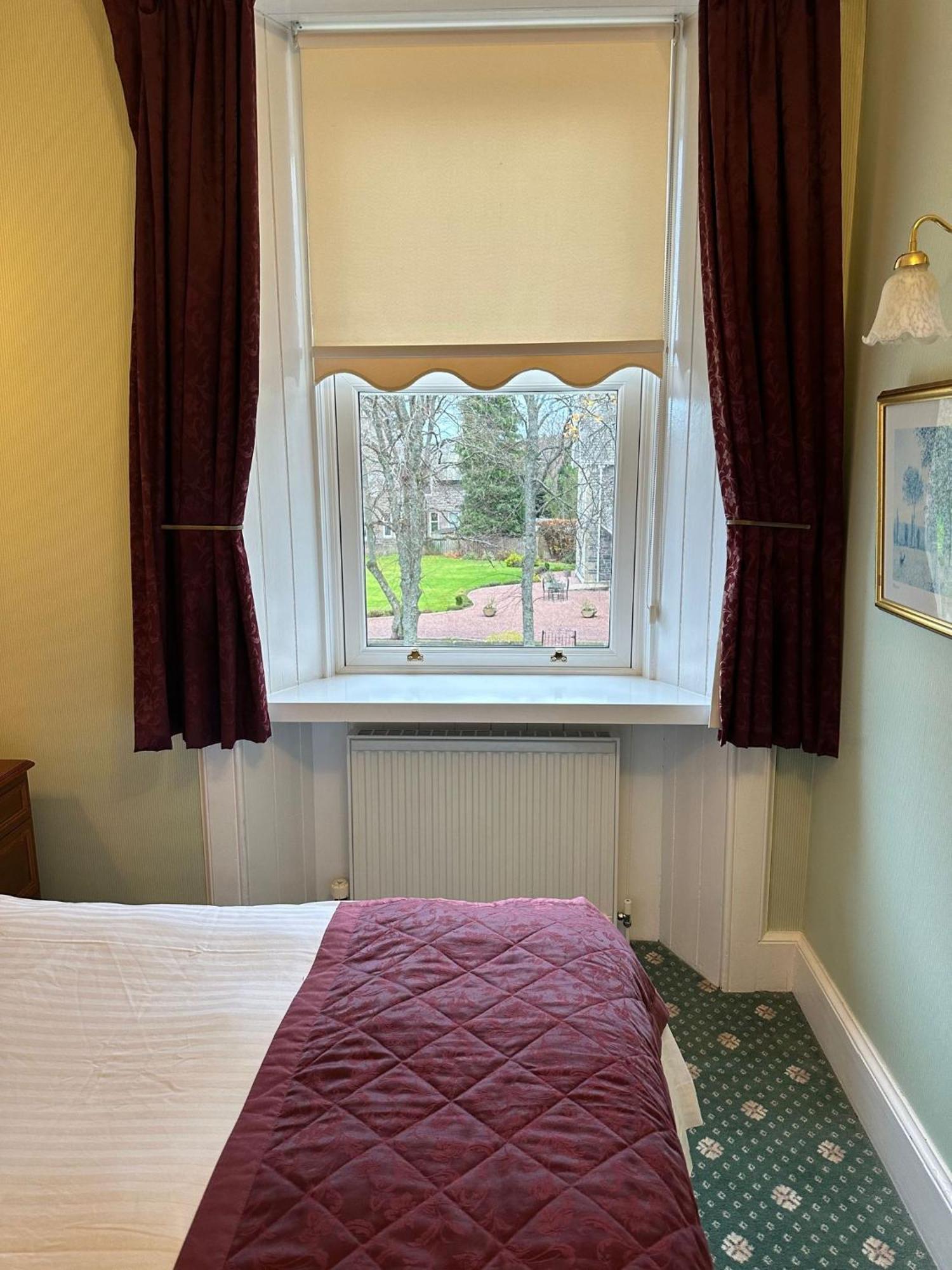 Ravenscourt House, Guest House Grantown-on-Spey Ngoại thất bức ảnh