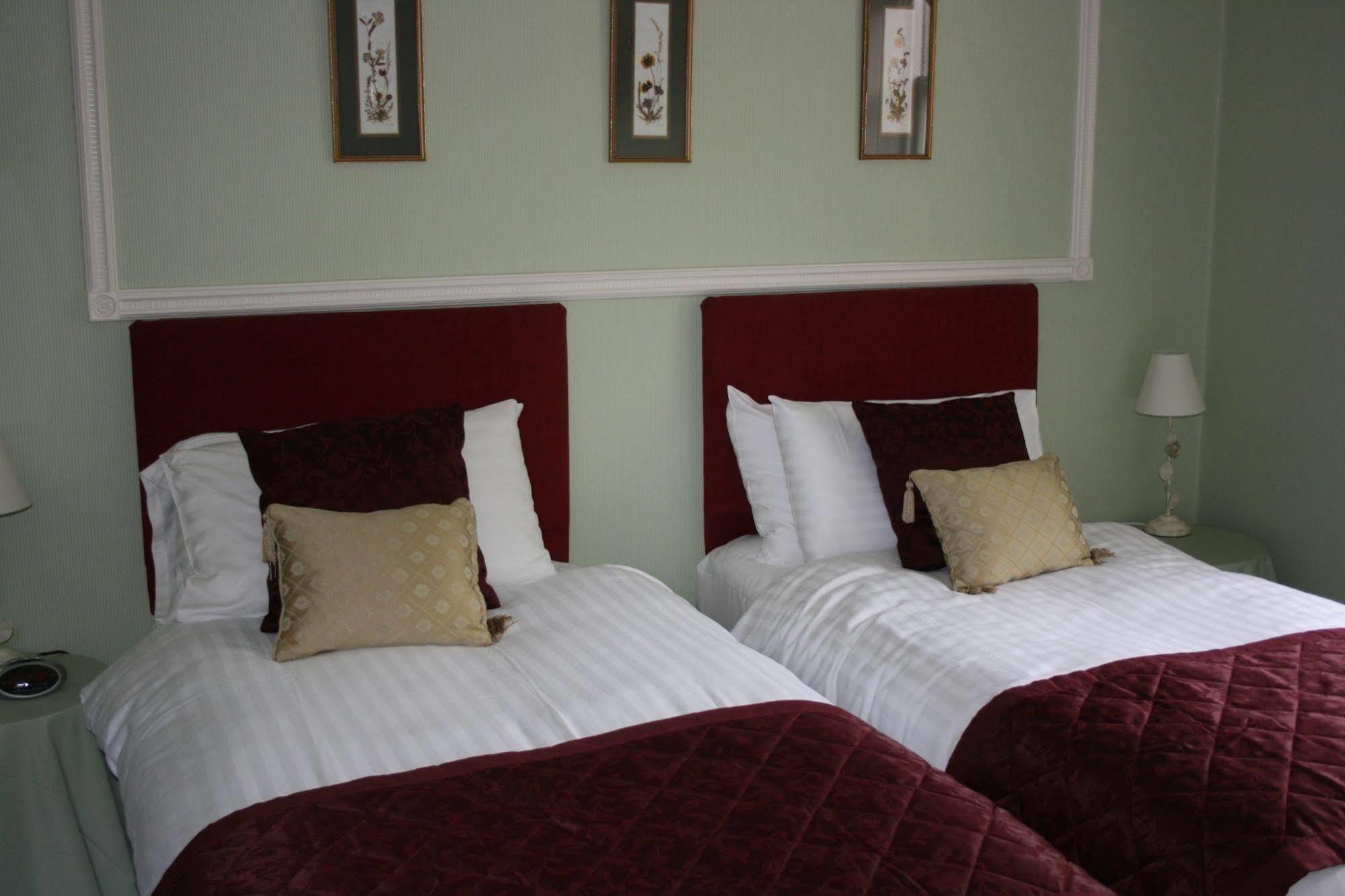 Ravenscourt House, Guest House Grantown-on-Spey Ngoại thất bức ảnh