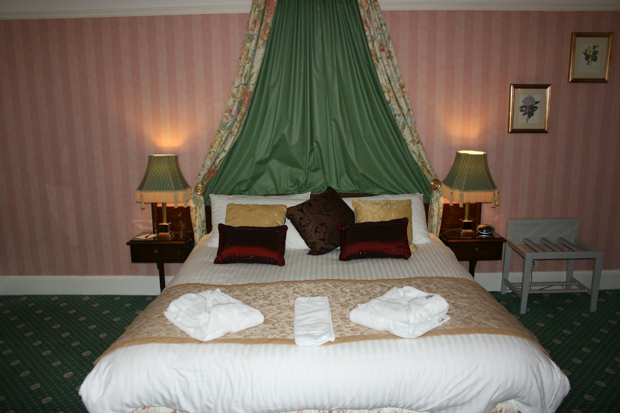 Ravenscourt House, Guest House Grantown-on-Spey Ngoại thất bức ảnh